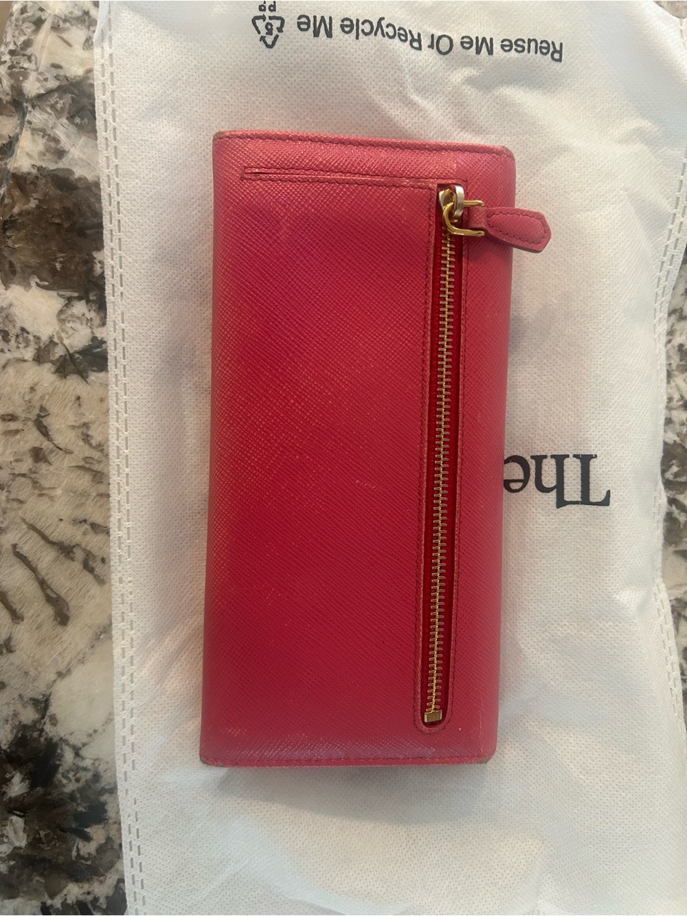 PRADA Pink Saffiano-Style Foldover Wallet with Gold Emblem - Picture 2 of 5